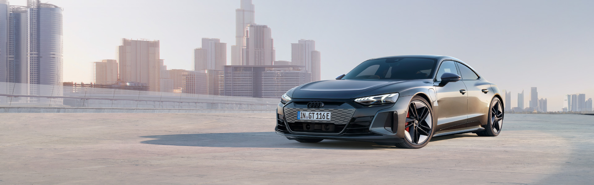 Audi RS e-tron GT in Daytona Grey Pearl